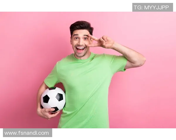 足球明星孩子们的超萌瞬间合集让人心动不已的视频分享